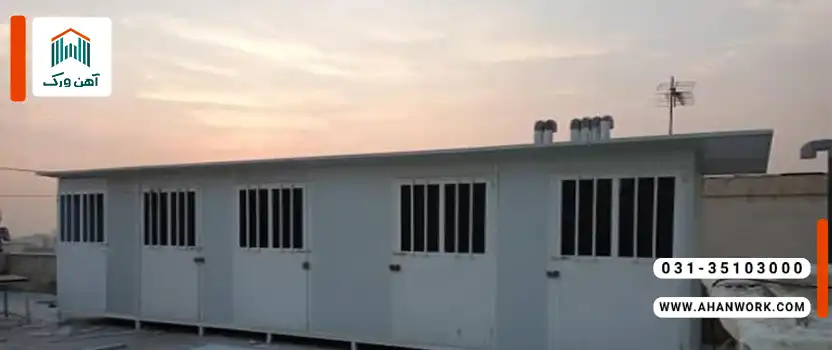 ساخت انباری سبک در پشت بام